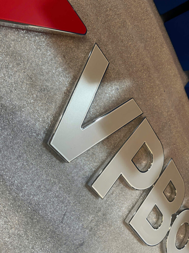 Xi mạ logo VPBank (2)