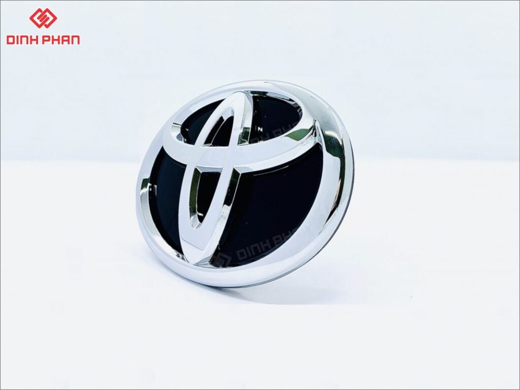 xi mạ Logo Toyota đẹp